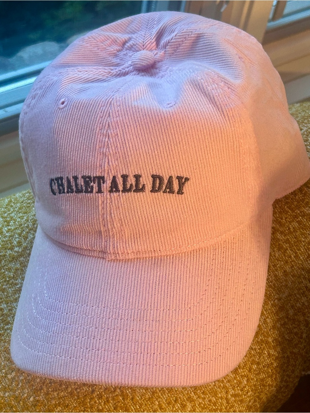Aerie - NWT - Corduroy “Chalet All Day” hat